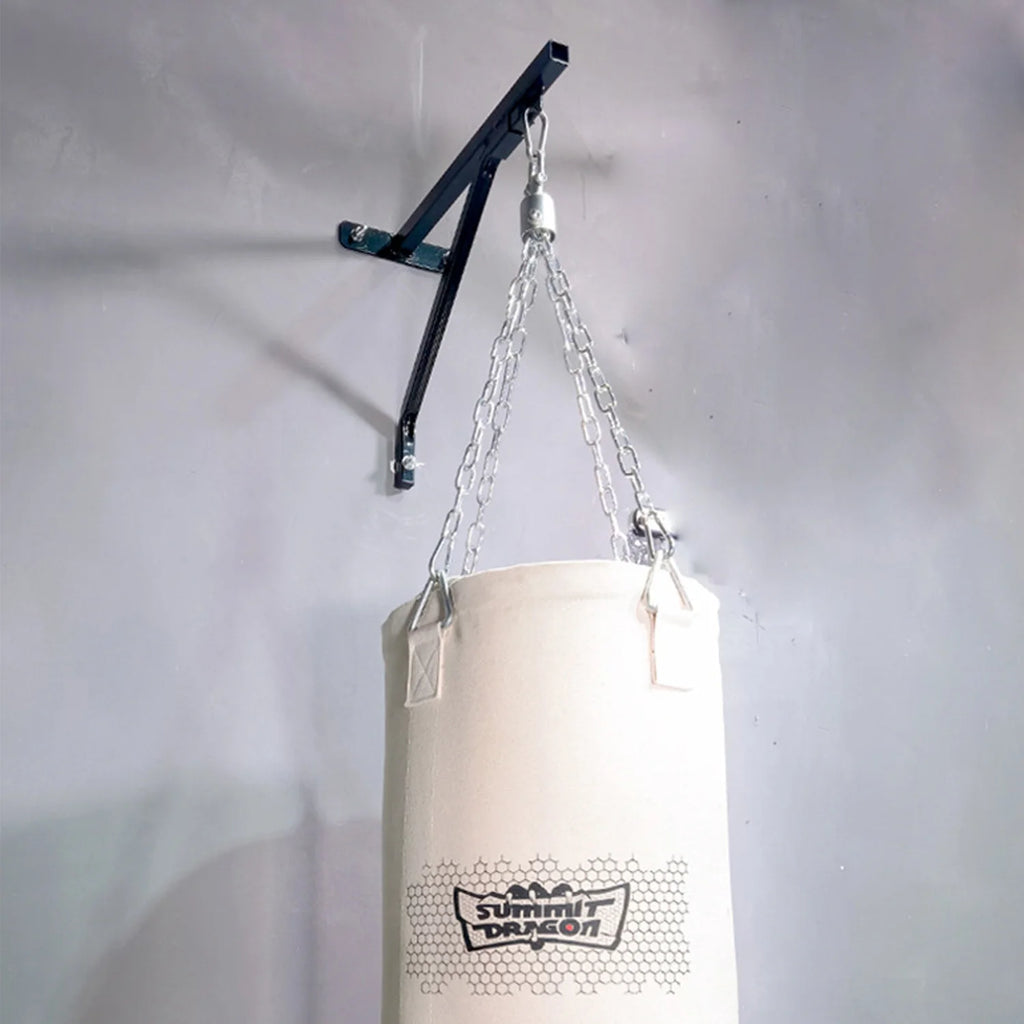 Support mural pour sac de frappe